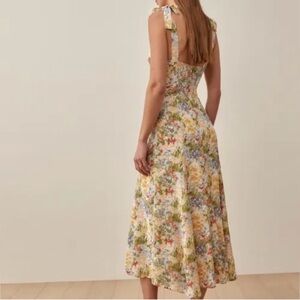 Worn once and dry cleaned after. 😊